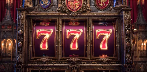 Slot-Maschine mit dreifachem 777